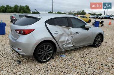 Хэтчбек Mazda 3 2018 в 