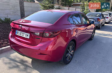 Седан Mazda 3 2018 в 