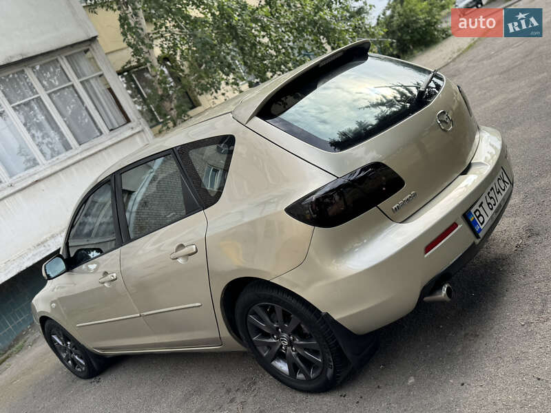 Хэтчбек Mazda 3 2008 в Днепре