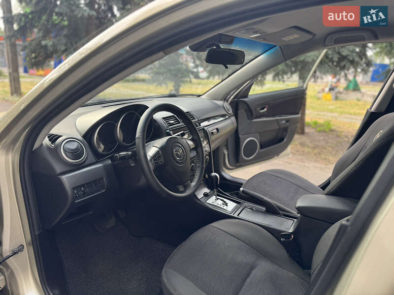 Хэтчбек Mazda 3 2008 в Днепре