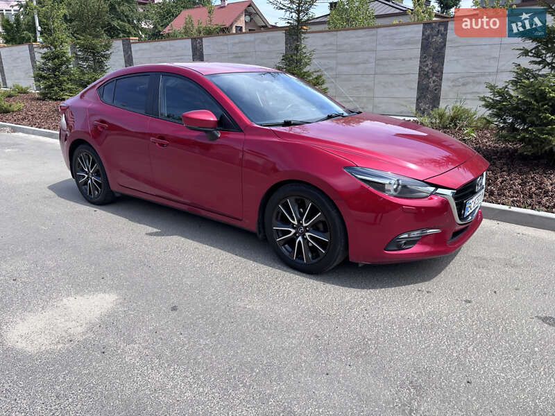 Седан Mazda 3 2018 в 