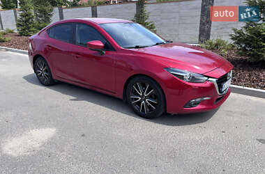 Седан Mazda 3 2018 в 