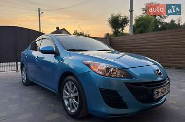 Седан Mazda 3 2011 в 