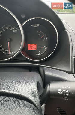 Хэтчбек Mazda 3 2006 в 
