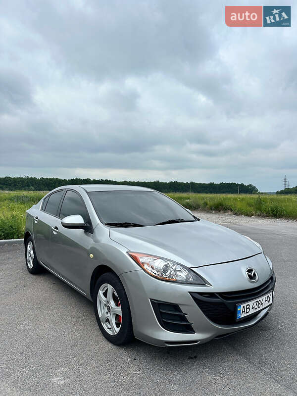 Седан Mazda 3 2011 в Вінниці