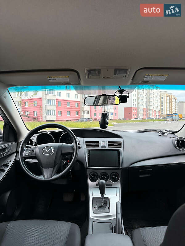 Седан Mazda 3 2011 в Вінниці