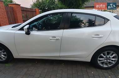 Хэтчбек Mazda 3 2013 в 