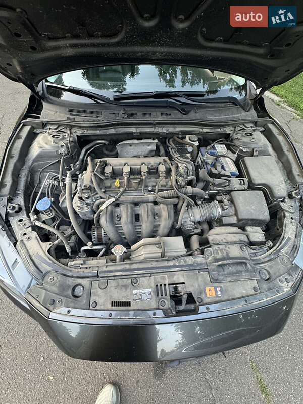 Седан Mazda 3 2017 в Киеве