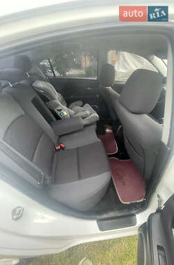 Седан Mazda 3 2007 в 