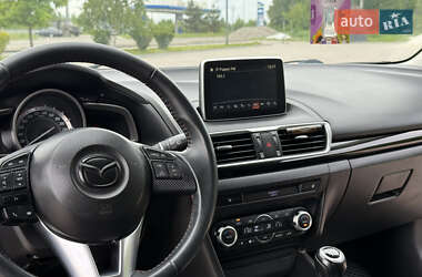 Хэтчбек Mazda 3 2014 в 