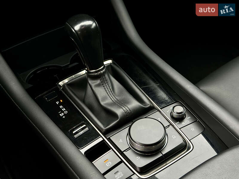 Седан Mazda 3 2019 в Виннице