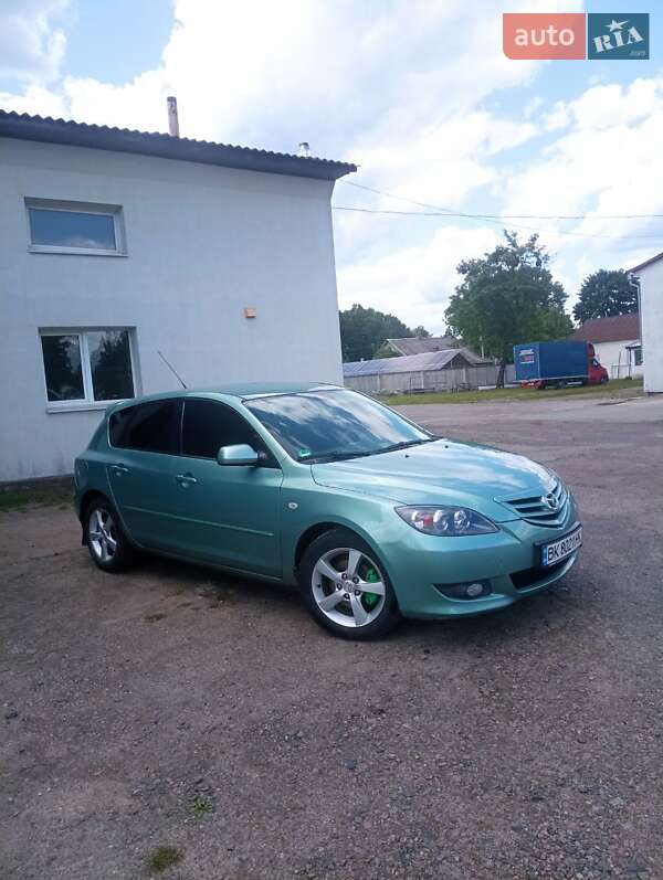Хэтчбек Mazda 3 2004 в 