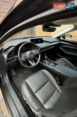 Седан Mazda 3 2022 в 