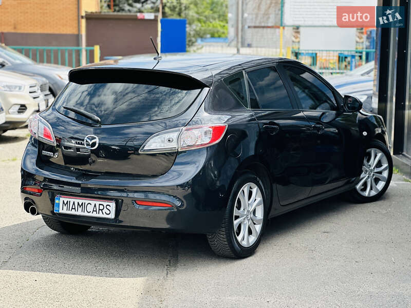 Хэтчбек Mazda 3 2011 в Харькове