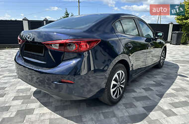 Седан Mazda 3 2016 в 