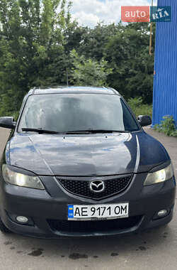 Седан Mazda 3 2004 в 
