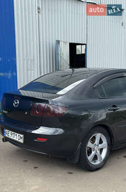 Седан Mazda 3 2004 в 