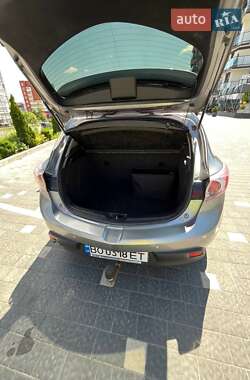 Хэтчбек Mazda 3 2009 в 