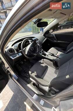 Хэтчбек Mazda 3 2009 в 