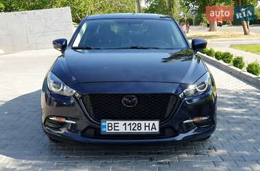 Седан Mazda 3 2015 в 