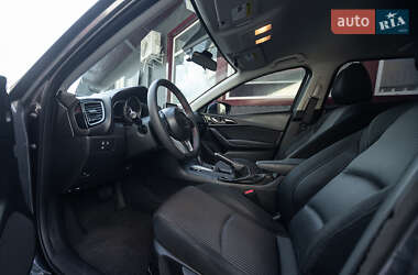 Седан Mazda 3 2013 в 