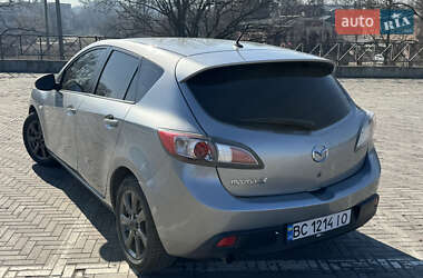 Хэтчбек Mazda 3 2010 в 