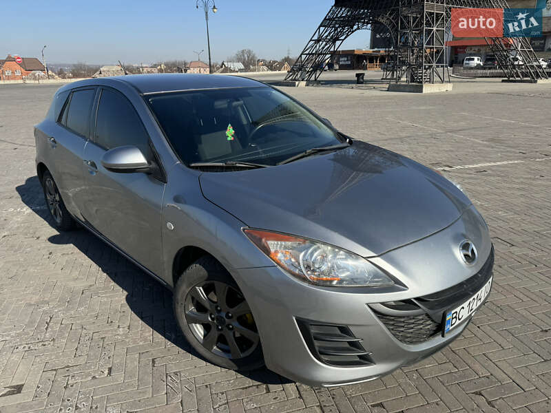 Хэтчбек Mazda 3 2010 в Харькове