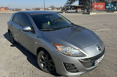 Хэтчбек Mazda 3 2010 в 
