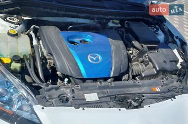 Седан Mazda 3 2013 в Полтаві
