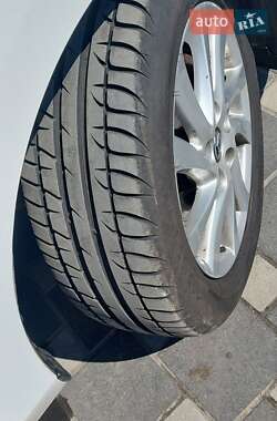 Седан Mazda 3 2013 в Полтаві