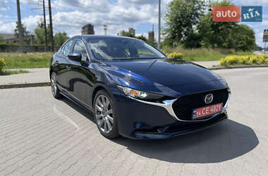 Седан Mazda 3 2021 в Львові