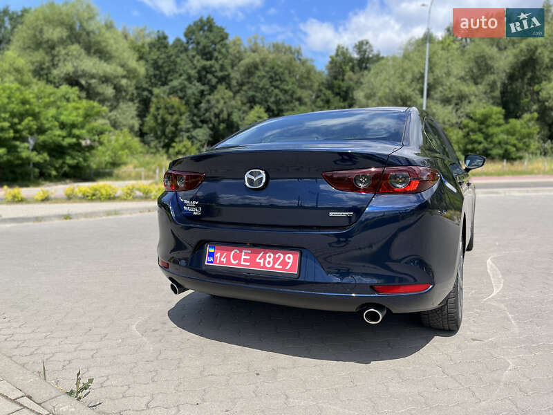 Седан Mazda 3 2021 в Львове
