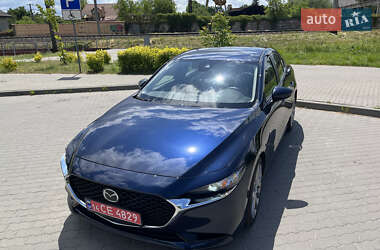 Седан Mazda 3 2021 в 