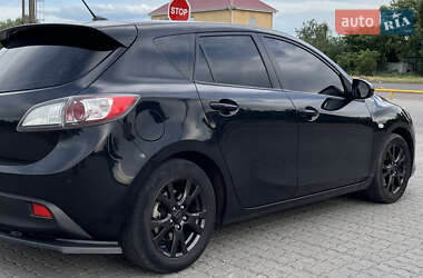 MAZDA 3 2010