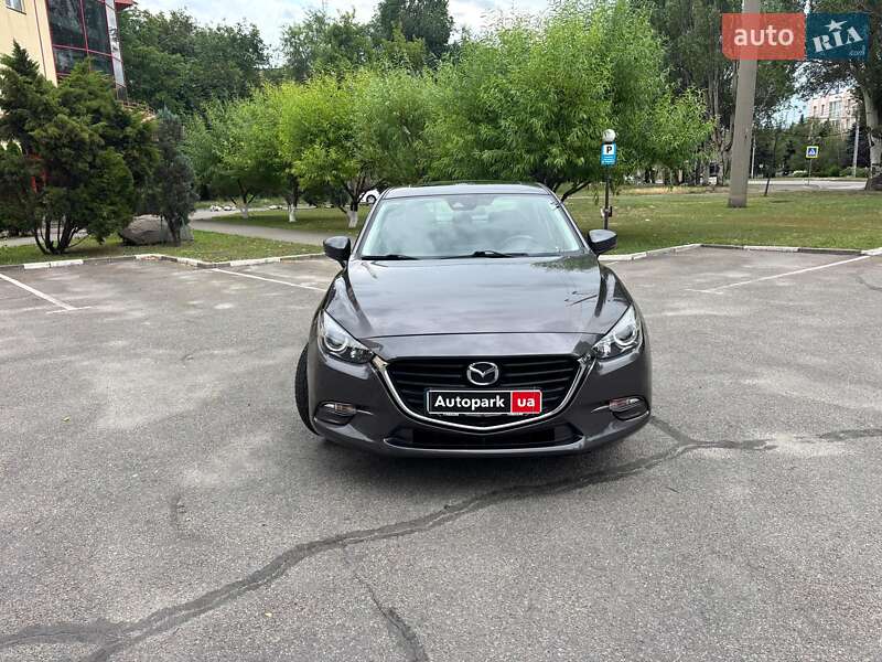 Седан Mazda 3 2018 в Запорожье