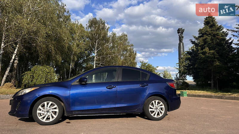 Седан Mazda 3 2013 в Житомире