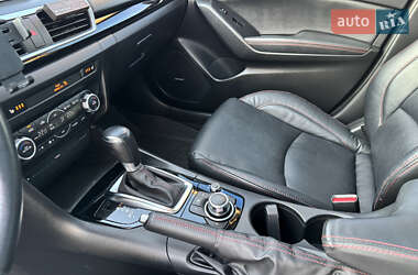 Хэтчбек Mazda 3 2014 в 