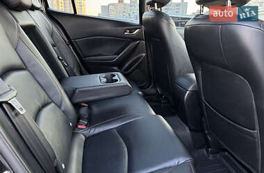 Хэтчбек Mazda 3 2014 в 