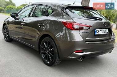 Хэтчбек Mazda 3 2017 в 