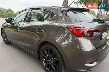 Хэтчбек Mazda 3 2017 в 