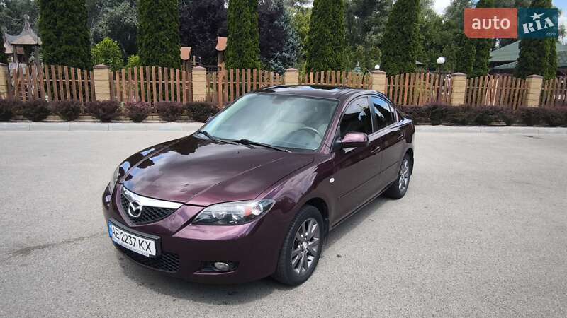 Седан Mazda 3 2008 в Дніпрі