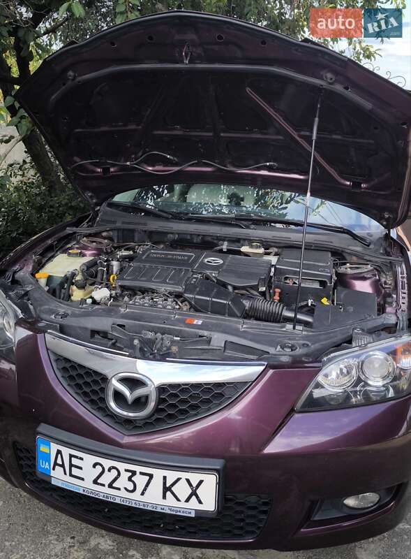 Седан Mazda 3 2008 в Дніпрі