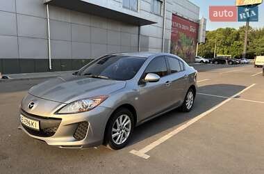 Седан Mazda 3 2013 в Дніпрі