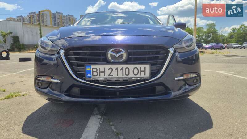 Седан Mazda 3 2018 в Одессе