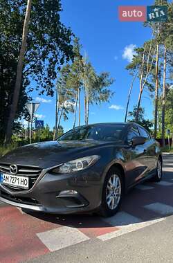Седан Mazda 3 2016 в Житомирі