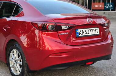 Седан Mazda 3 2016 в 