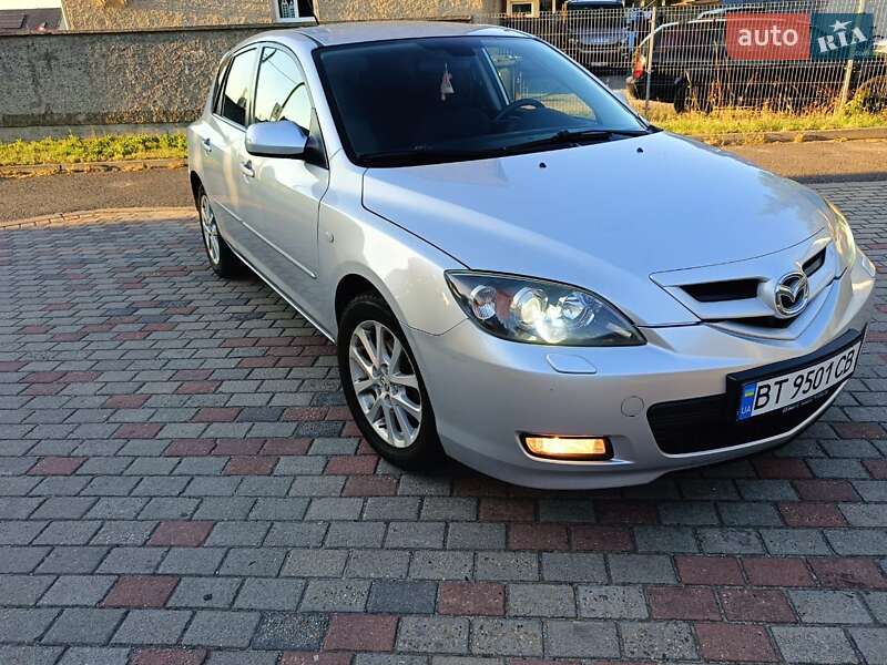 Хэтчбек Mazda 3 2009 в 