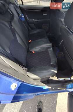 Седан Mazda 3 2005 в 
