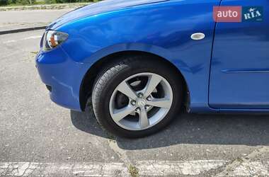Седан Mazda 3 2005 в 