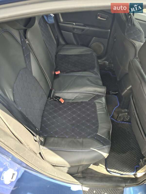 Седан Mazda 3 2005 в Харкові